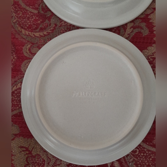 4 Pfaltzgraff Yorktowne Tea Cup Mugplates Size:OS Pfaltzgraff Yorktowne - Picture 3 of 5